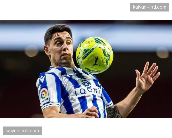 通讯:从濒临降级到稳居中游,巴列卡诺主帅的防守改造工程 通讯:从濒临降级到稳居中游,巴列卡诺主帅的防守改造工程